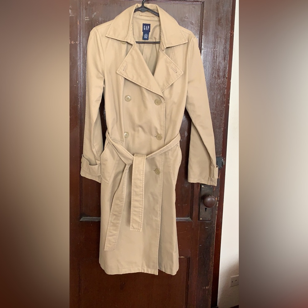 GAP Trench-coat size Medium